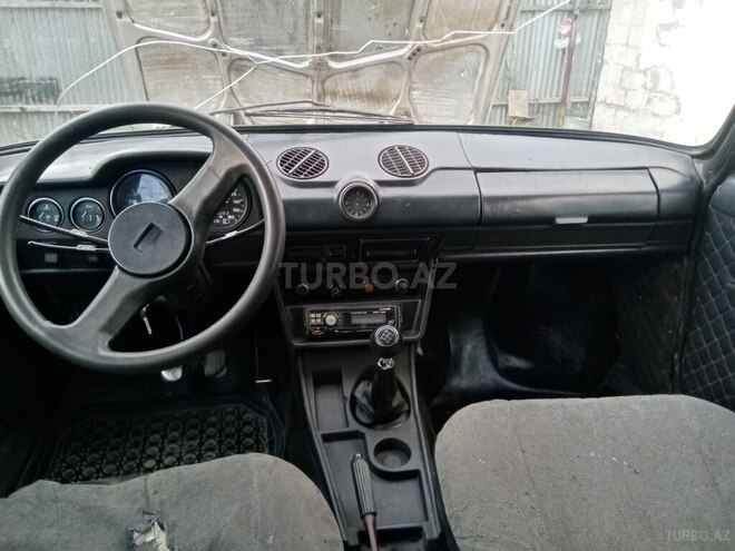 LADA (VAZ) 2106 2003, 25,500 km - 1.6 l - Salyan