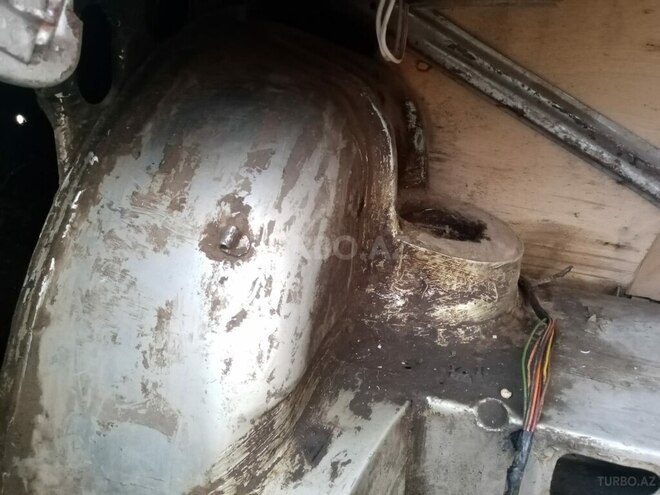 LADA (VAZ) 2106 2003, 25,500 km - 1.6 l - Salyan