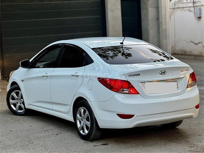 Hyundai Accent 2013, 199,000 km - 1.6 l - Bakı