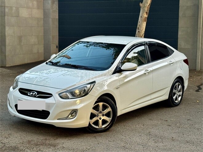 Hyundai Accent 2013, 199,000 km - 1.6 l - Bakı