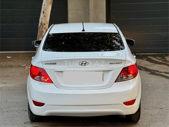Hyundai Accent 2013, 199,000 km - 1.6 l - Bakı