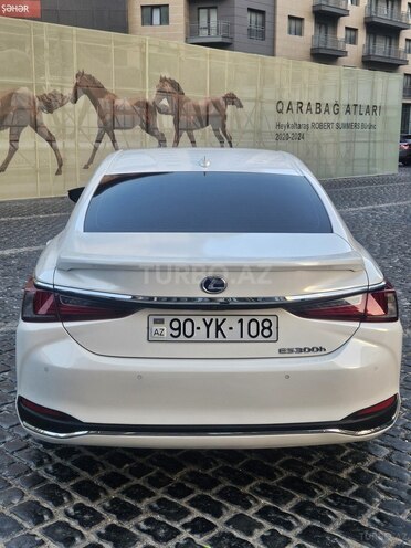 Lexus ES 300h 2020, 81,845 km - 2.5 l - Bakı