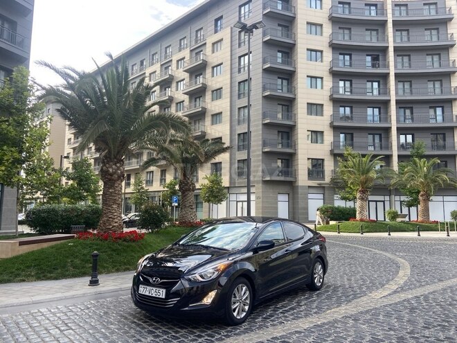 Hyundai Elantra 2015, 95,000 km - 1.8 l - Bakı
