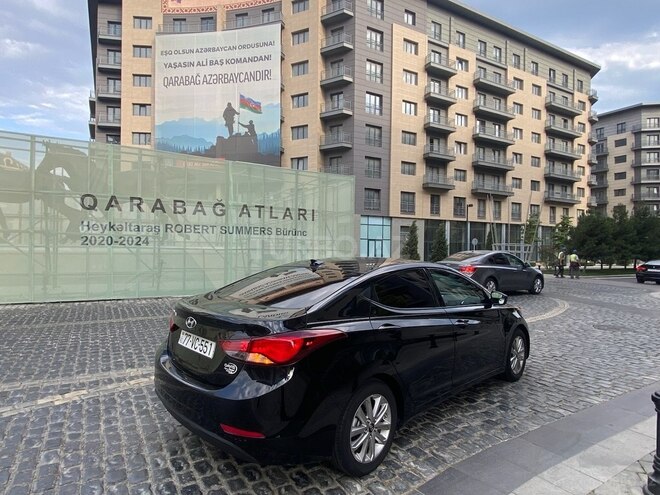 Hyundai Elantra 2015, 95,000 km - 1.8 l - Bakı