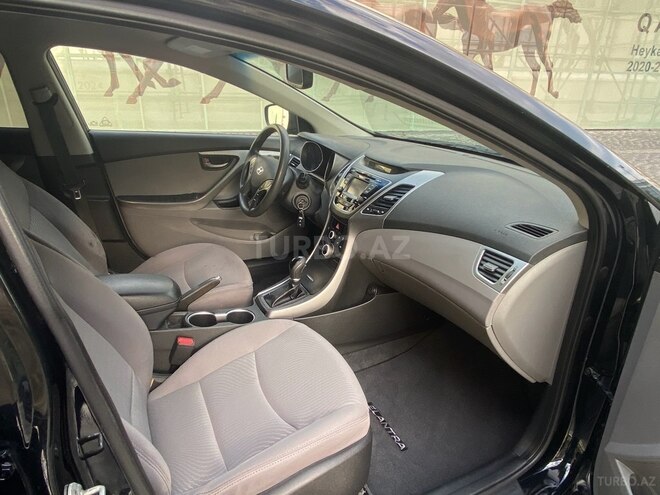 Hyundai Elantra 2015, 95,000 km - 1.8 l - Bakı