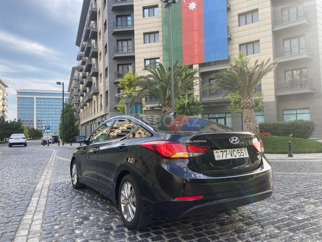 Hyundai Elantra 2015, 95,000 km - 1.8 l - Bakı