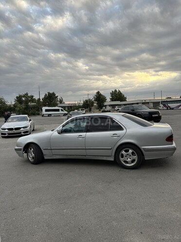 Mercedes E 320 2000, 530,000 km - 3.2 l - Bakı