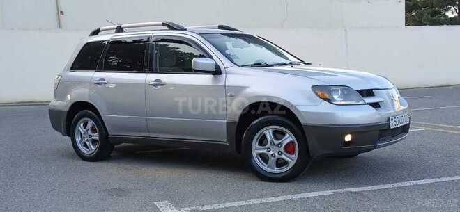 Mitsubishi Outlander 2003, 211,382 km - 2.4 l - Sumqayıt