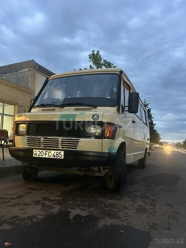 Mercedes 208 D 1991, 111,111 km - 2.3 l - Gəncə