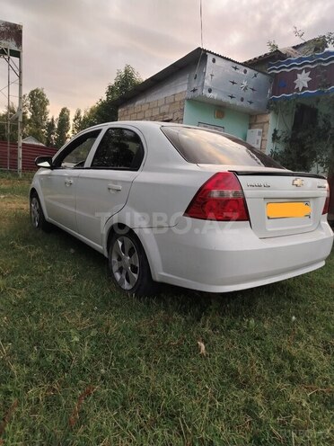 Chevrolet Aveo-4