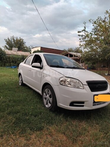 Chevrolet Aveo-11