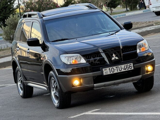 Mitsubishi Outlander 2007, 215,000 km - 2.4 л - Sumqayıt