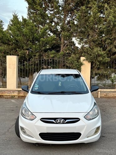 Hyundai Accent 2013, 197,000 km - 1.4 l - Sumqayıt