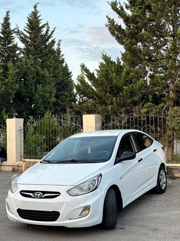 Hyundai Accent 2013, 197,000 km - 1.4 l - Sumqayıt