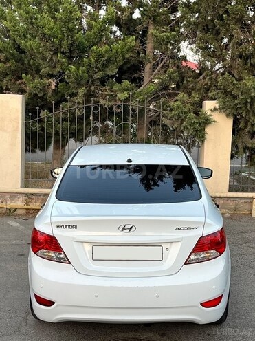 Hyundai Accent 2013, 197,000 km - 1.4 l - Sumqayıt