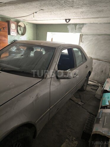 Mercedes C 180 1994, 335,000 km - 1.8 l - Sumqayıt