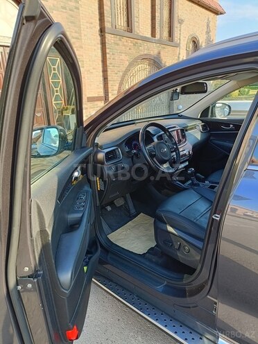Kia Sorento-15