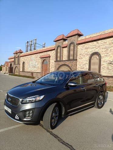 Kia Sorento-12