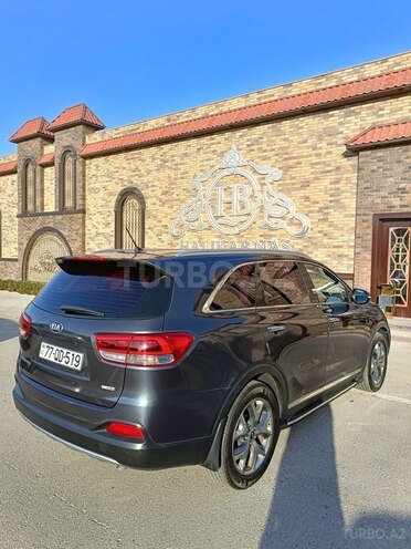 Kia Sorento-4