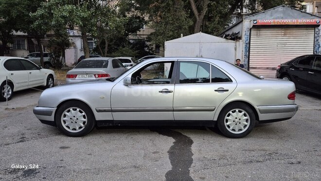 Mercedes E 230 1996, 357,000 km - 2.3 l - Bakı