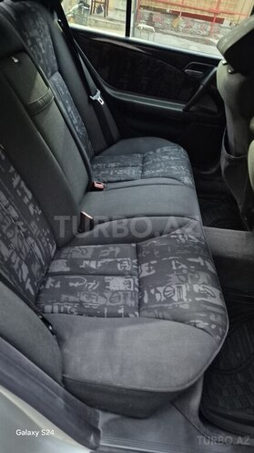 Mercedes E 230 1996, 357,000 km - 2.3 l - Bakı