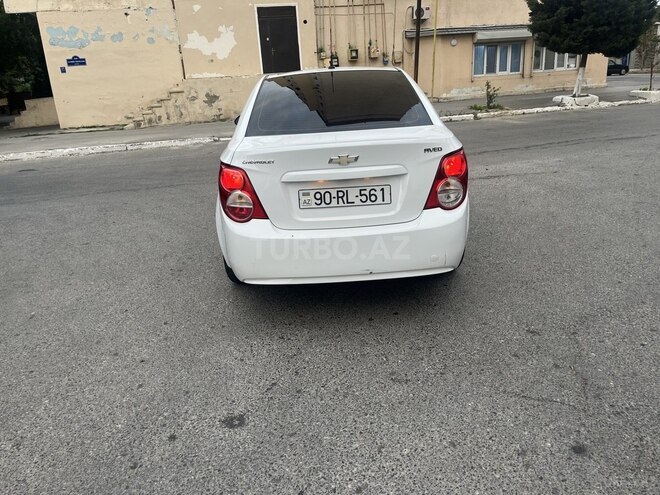 Chevrolet Aveo-4