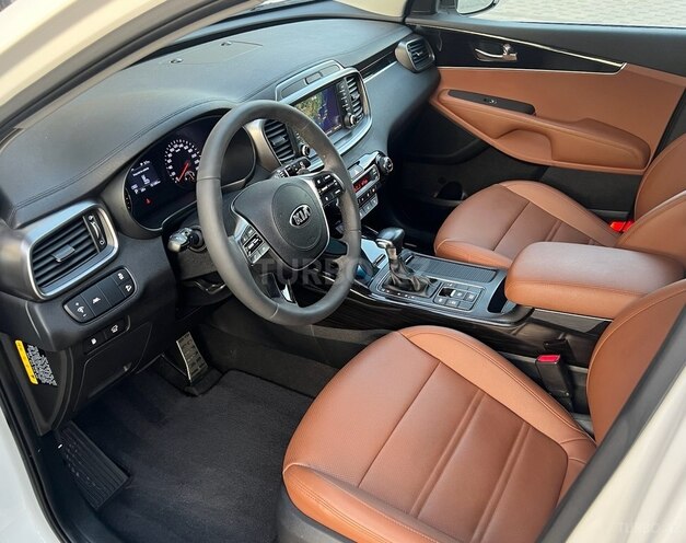 Kia Sorento-9
