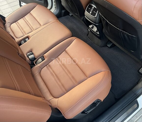 Kia Sorento-14