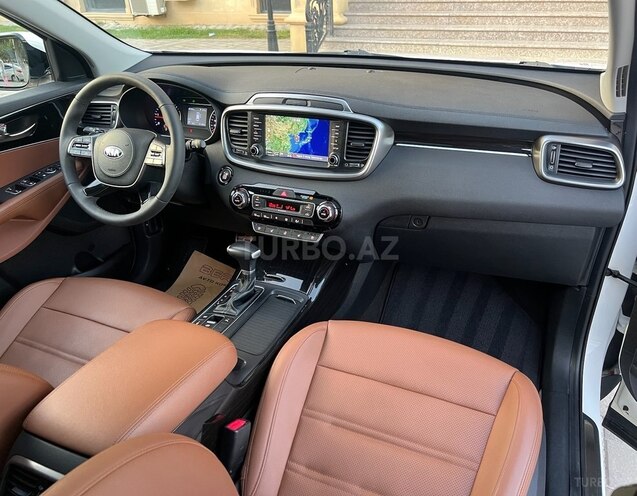 Kia Sorento-10