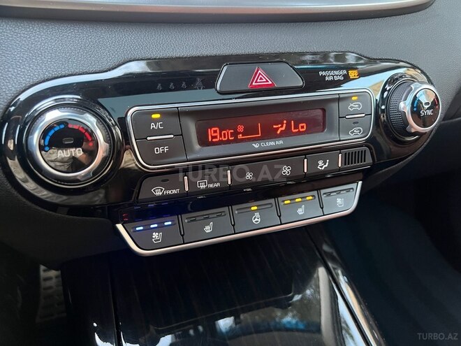 Kia Sorento-19