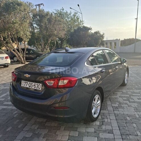 Chevrolet Cruze-9