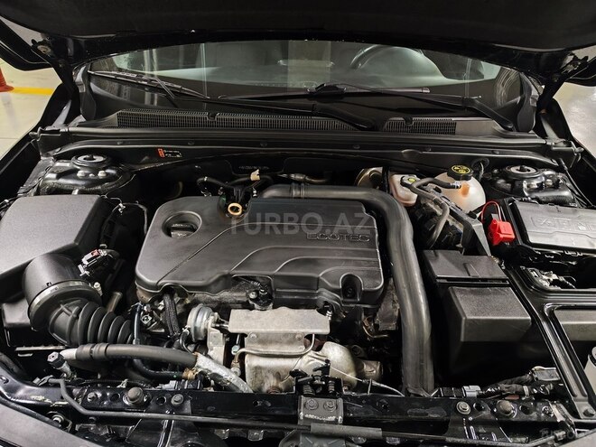 Chevrolet Malibu-9