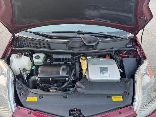 Toyota Prius-17