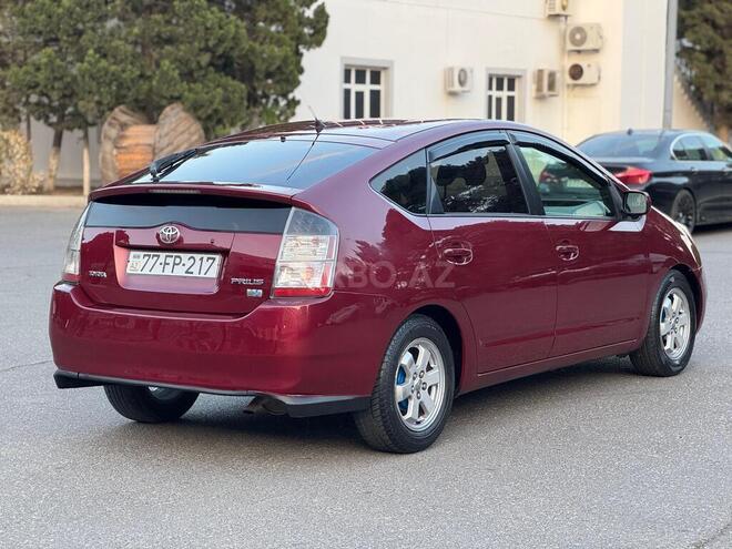 Toyota Prius-11