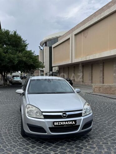 Opel Astra 2006, 228,000 km - 1.3 l - Bakı