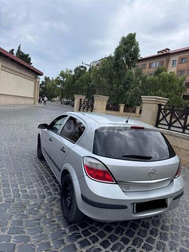 Opel Astra 2006, 228,000 km - 1.3 l - Bakı