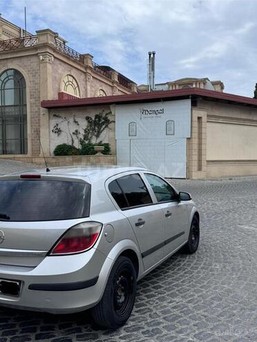 Opel Astra 2006, 228,000 km - 1.3 l - Bakı