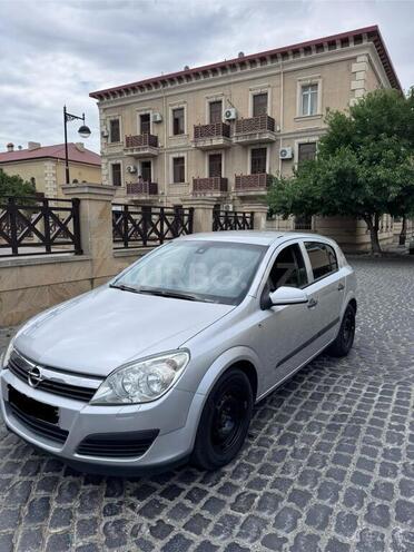 Opel Astra 2006, 228,000 km - 1.3 l - Bakı