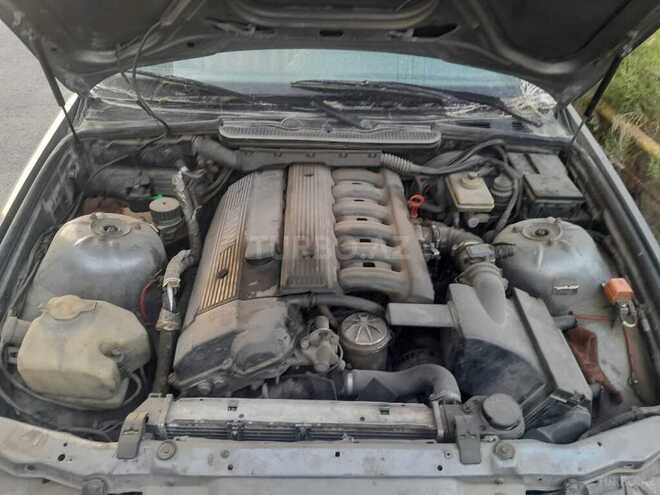 BMW 320 1993, 95,000 km - 2.0 l - Bakı
