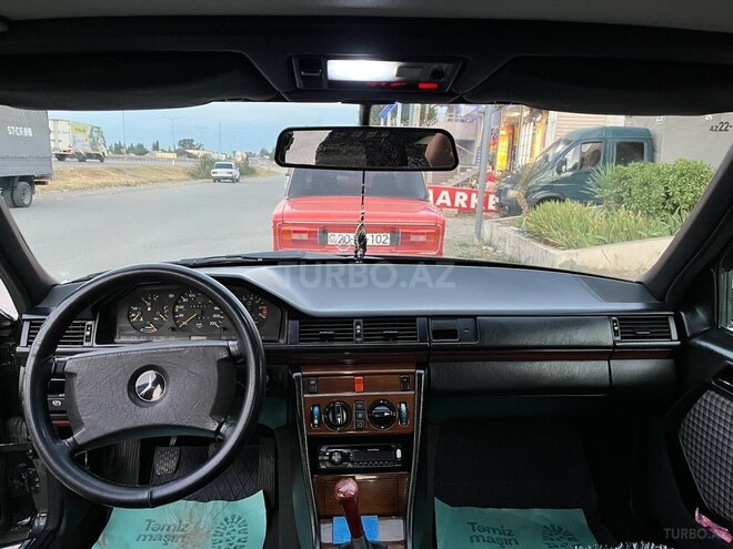 Mercedes E 230 1991, 363,000 km - 2.3 l - Goranboy