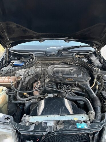 Mercedes E 230 1991, 363,000 km - 2.3 l - Goranboy