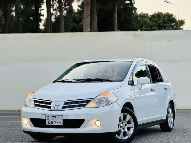 Nissan Tiida-2