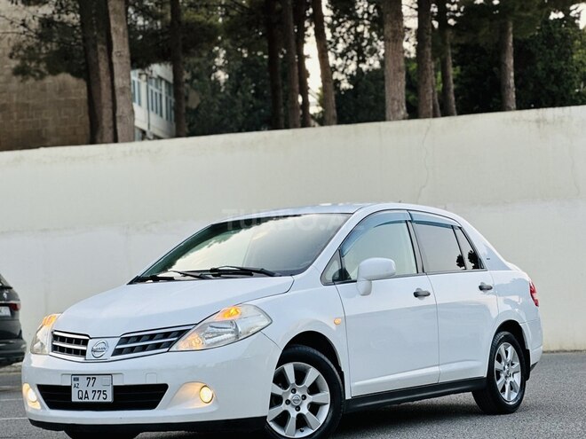 Nissan Tiida-7