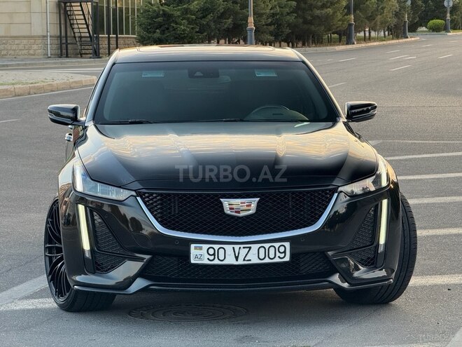 Cadillac CT5-4