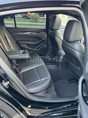 Cadillac CT5-12