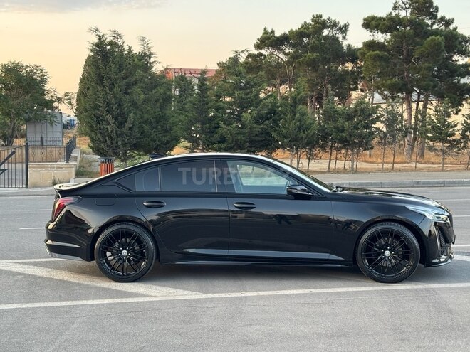 Cadillac CT5-6