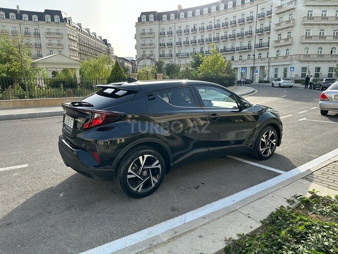 Toyota C-HR 2023, 61,111 km - 1.8 l - Bakı