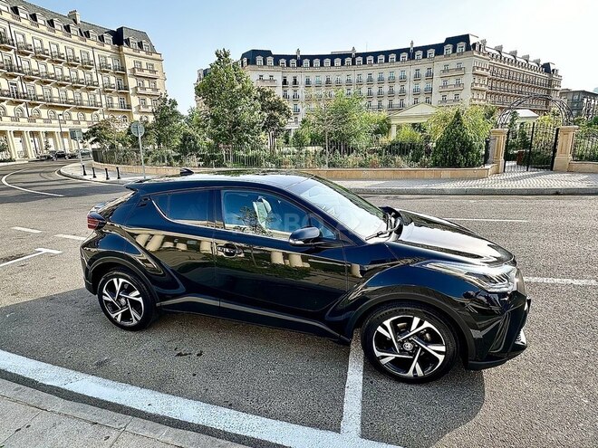 Toyota C-HR 2023, 61,111 km - 1.8 l - Bakı