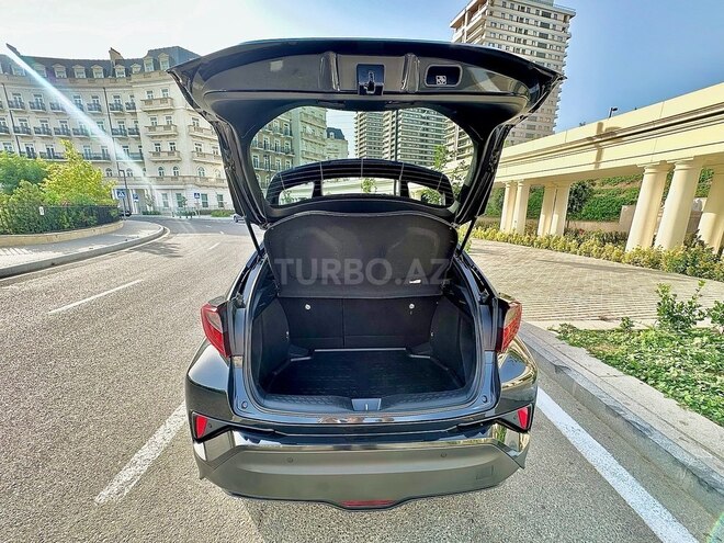 Toyota C-HR 2023, 61,111 km - 1.8 l - Bakı
