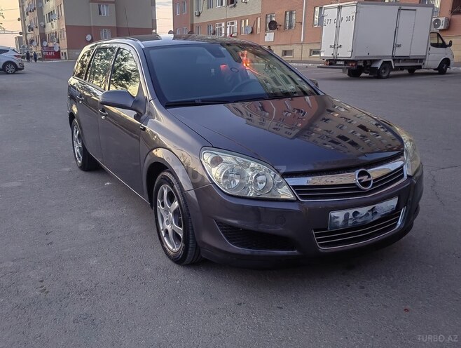 Opel Astra 2009, 300,000 km - 1.7 l - Bakı